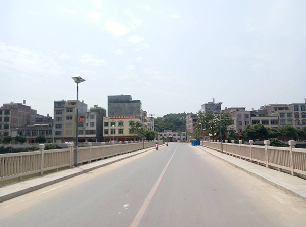 源碼太陽(yáng)能智慧路燈，太陽(yáng)能路燈廠家，太陽(yáng)能路燈價(jià)格