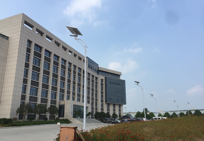 太陽能路燈材質(zhì)選擇原則詳解